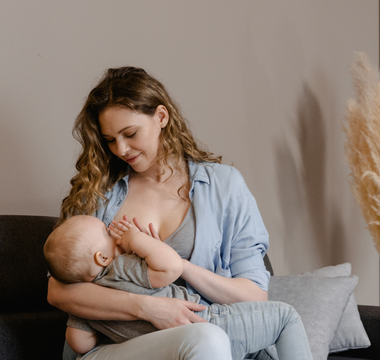 Cómo acompañar a una mamá en etapa de lactancia 🤱