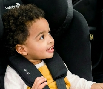¿Es seguro que un bebé duerma en la silla de auto? Lo que toda mamá y papá deben saber