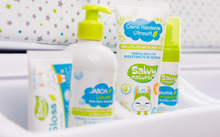 La rutina de baño perfecta para tu bebé:  Productos naturales y seguros para cuidar su delicada piel