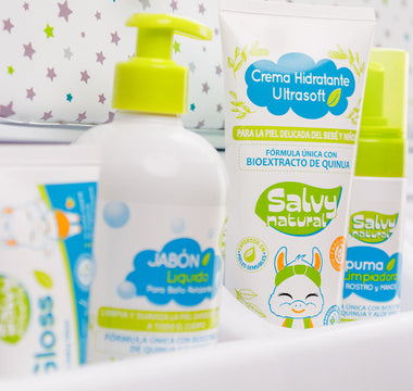 La rutina de baño perfecta para tu bebé:  Productos naturales y seguros para cuidar su delicada piel