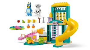 Lego Bluey: Parque De Juegos Con Bluey Y Chloe (11201)